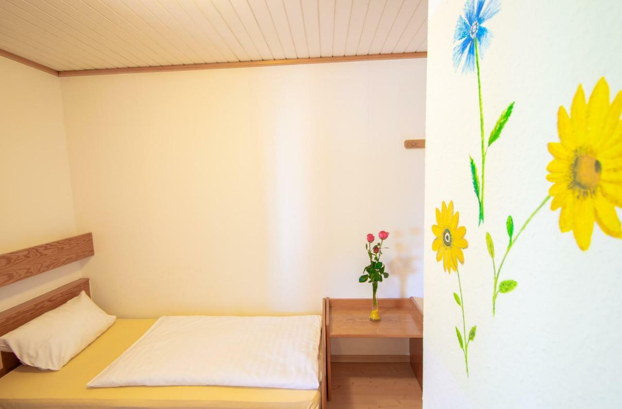 Hotel Laufelder Hof Exteriör bild